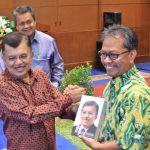 Seminar Nasional "Membangun Perekonomian Rakyat Melalui Wirausaha Kreatif Menuju Masyarakat Mandiri dan Sejahtera"